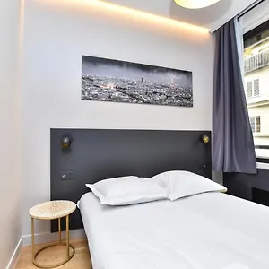 Cmg Opera Apartment