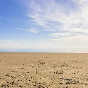 Apartamento en la Playa con Patio Privado Rincón de la Victoria